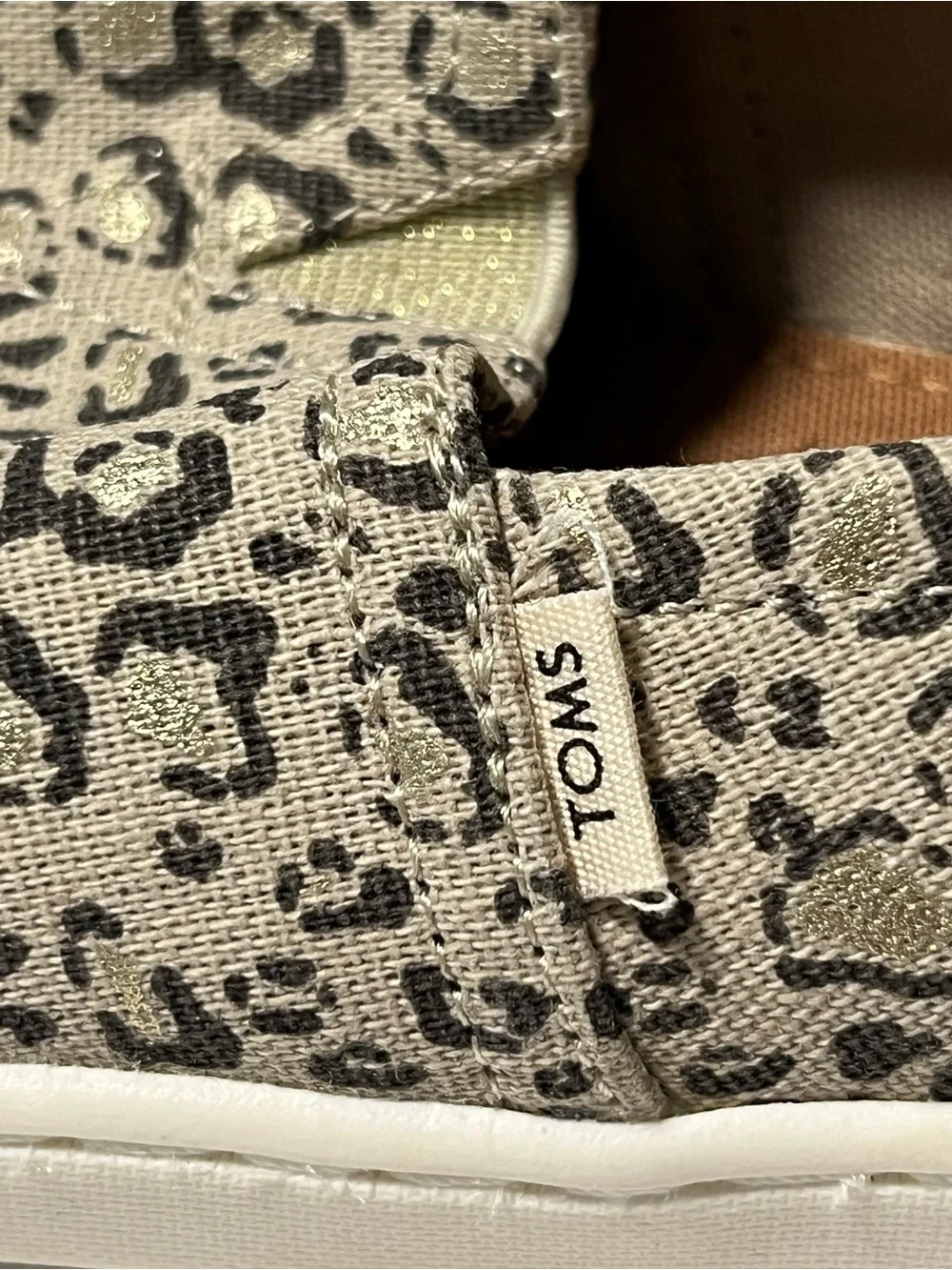 TOMS Kids Leopard Print Slip-On Shoes in Tan and Black Size Y5